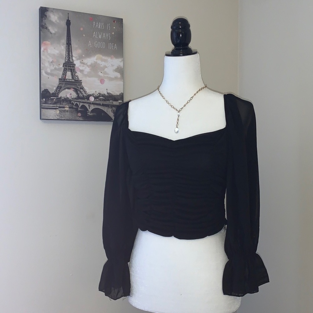 NEW Puff Sleeve Crop Top